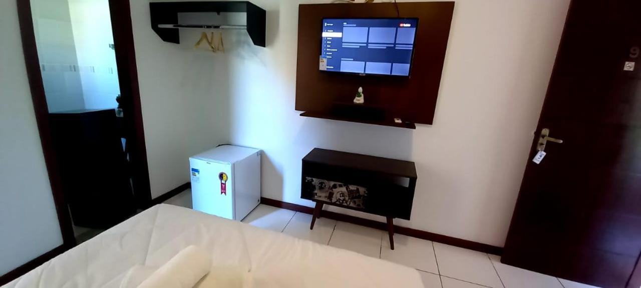 Bliss Hoteis Centro Armacao dos Buzios Luaran gambar A television set in a hotel room